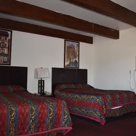 Budget Inn & Suites Freer Buitenkant foto
