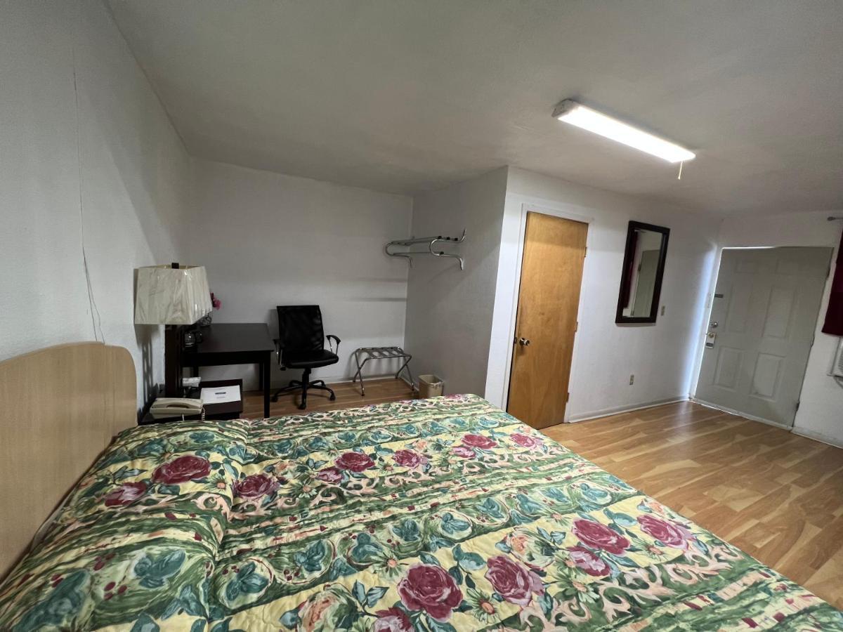 Budget Inn & Suites Freer Buitenkant foto