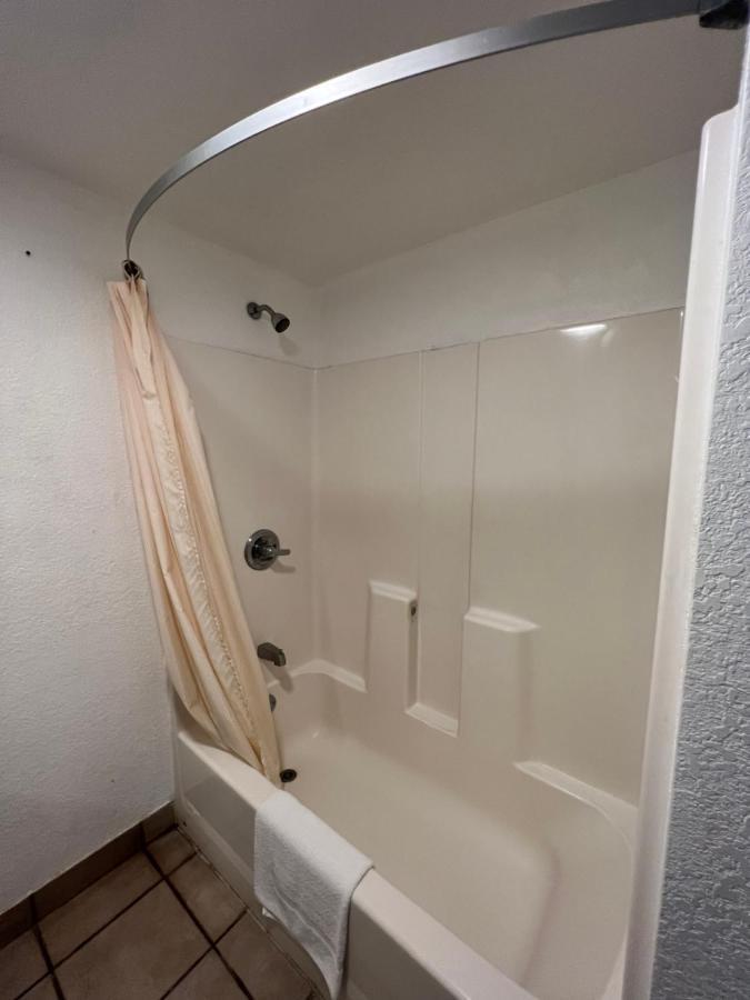Budget Inn & Suites Freer Buitenkant foto